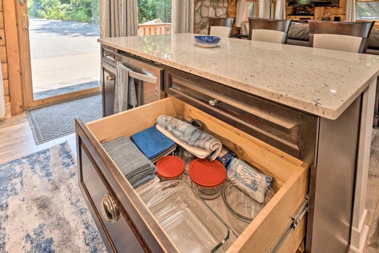 Cozy Wisconsin Studio, 11 Mi To Lake Geneva! 벌링턴 외부 사진